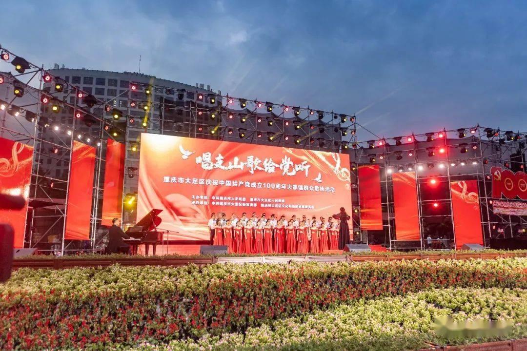 诺伊尔：格雷罗可以踢多个位置，他的表现让我想起了拉姆