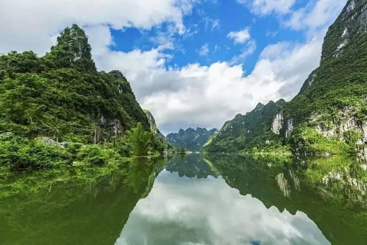 小型的足球赛